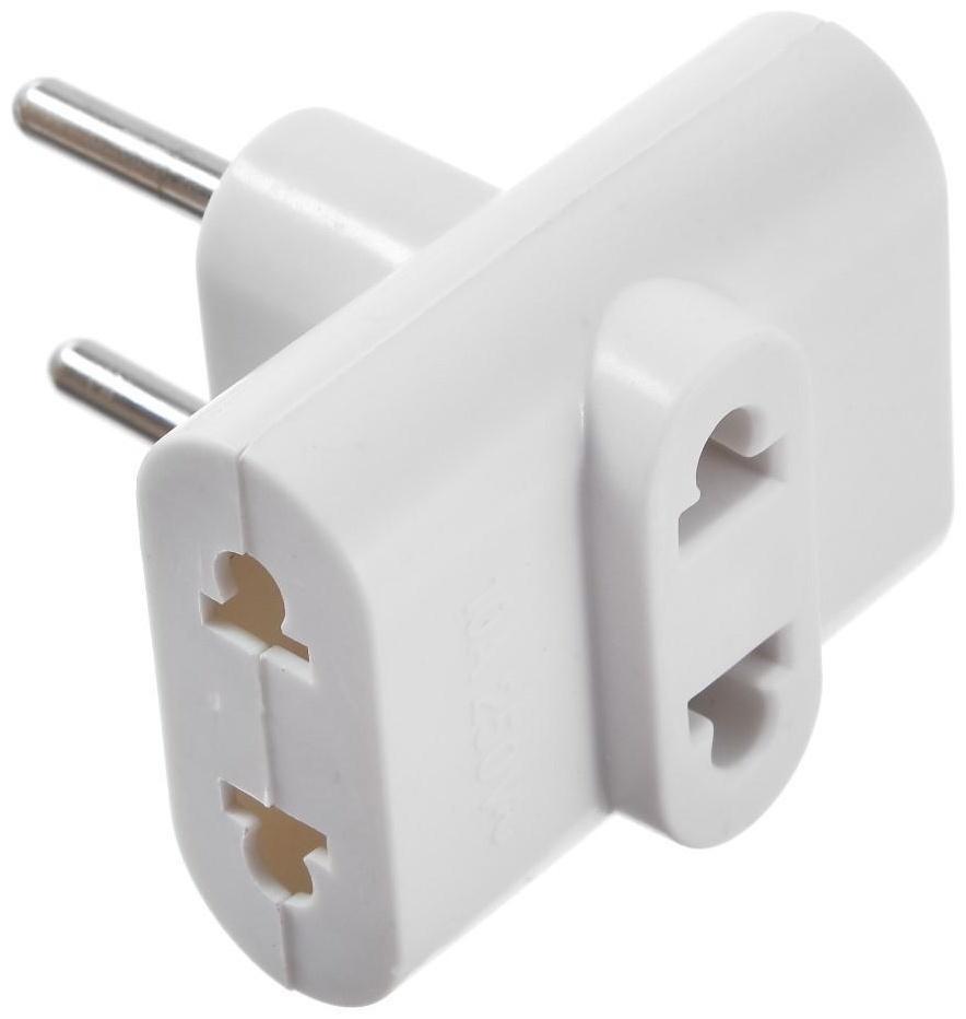 Тройник компактный с разьемами под плоскую вилку, 10А, без з/к, 220 В, белый, розн. упак.