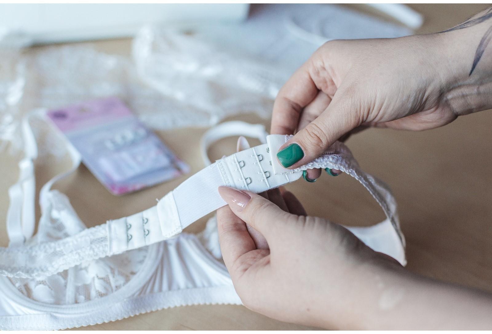 Застёжка-удлинитель для бюстгальтера, 3 ряда 2 крючка, 3,2 × 10,5 см, 5 шт, цвет белый