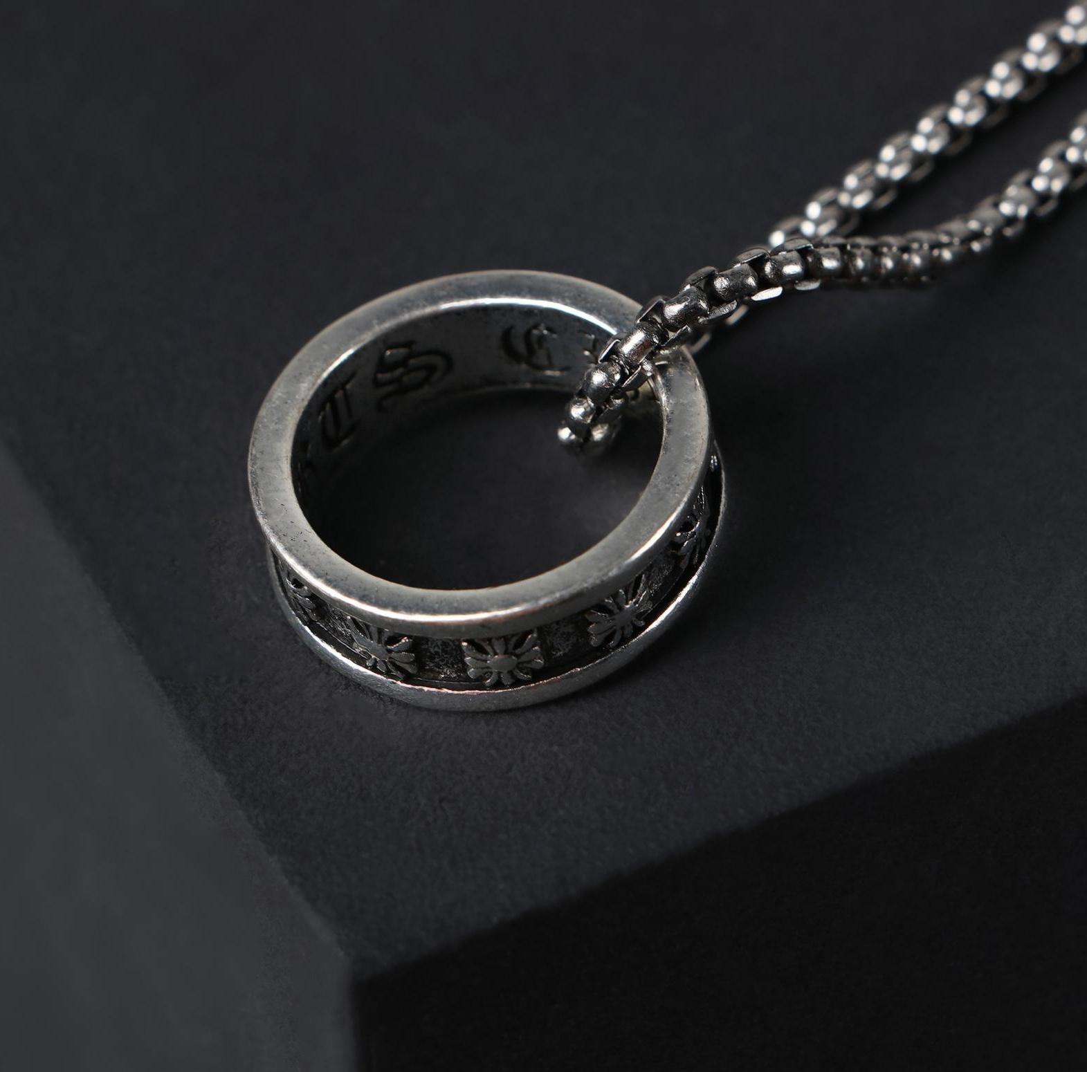 Кулон-амулет 