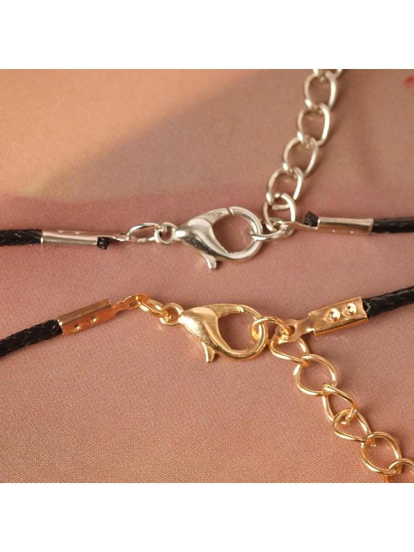 Кулоны на шнурке 