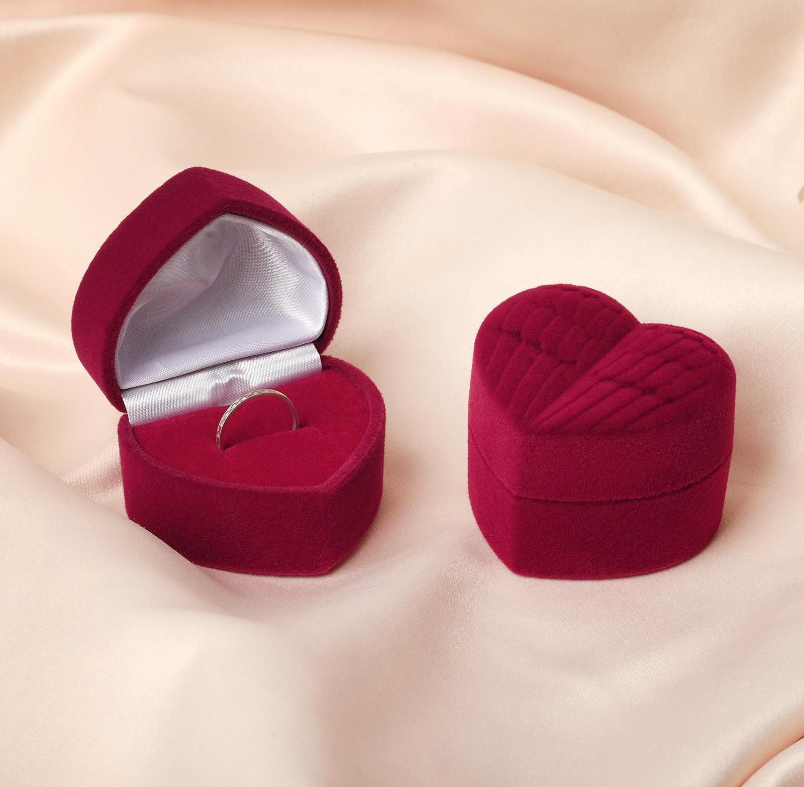 Футляр бархатный под серьги/кольцо 