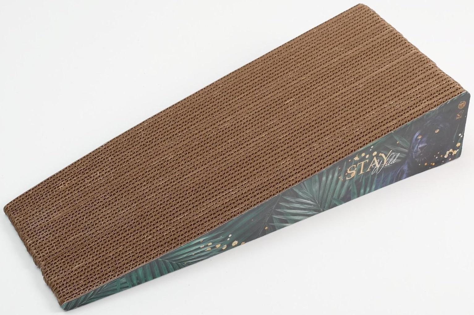 Когтеточка из картона с кошачьей мятой Stay wild, треугольная, 45 × 18 × 9 см