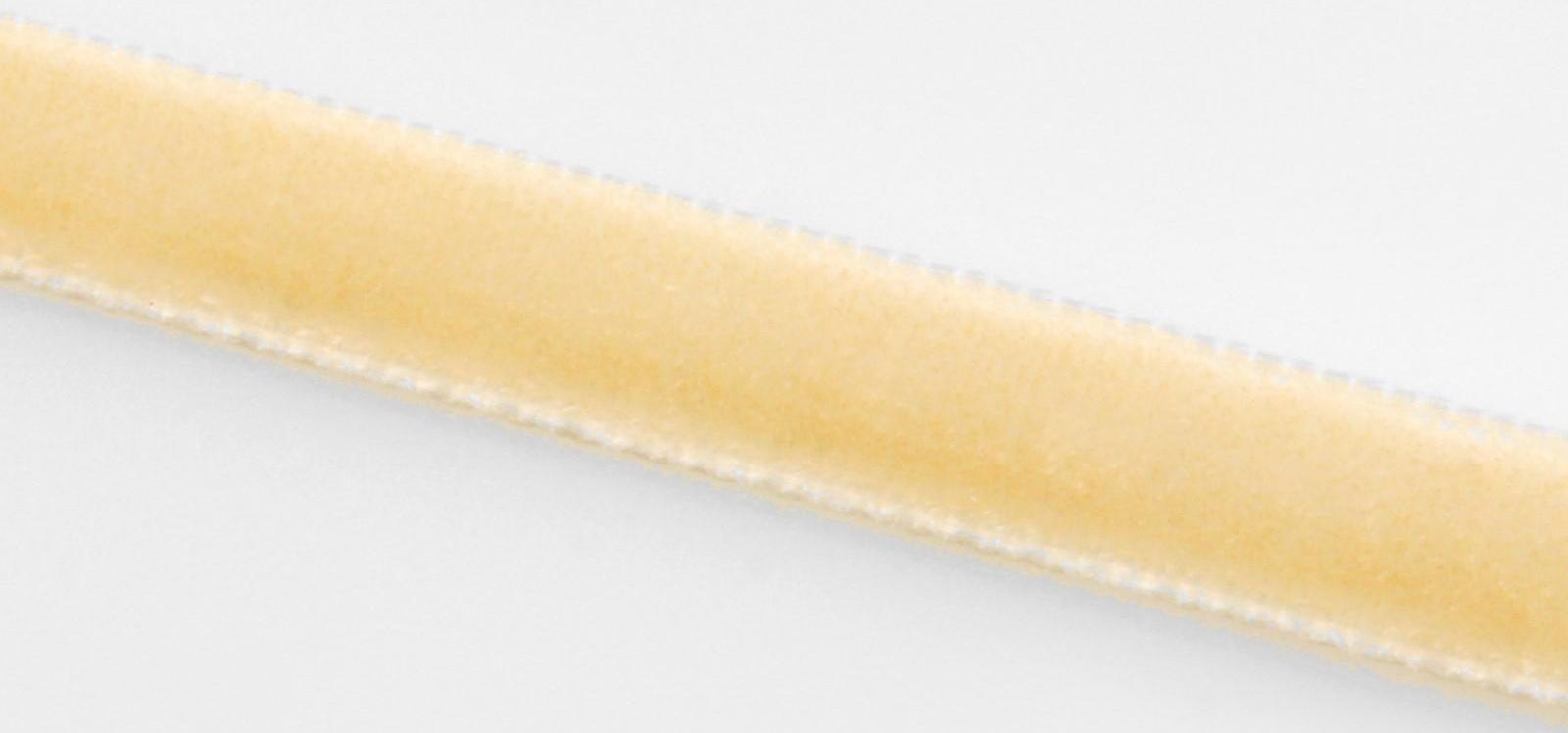 Лента бархатная, 6 мм, 18 ± 1 м, цвет молочный №04
