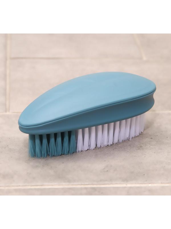 Щётка-утюжок Доляна «Листок», 14×7×4,5, цвет МИКС