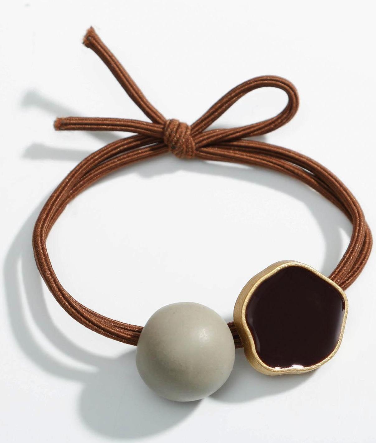 Резинка и заколка для волос 