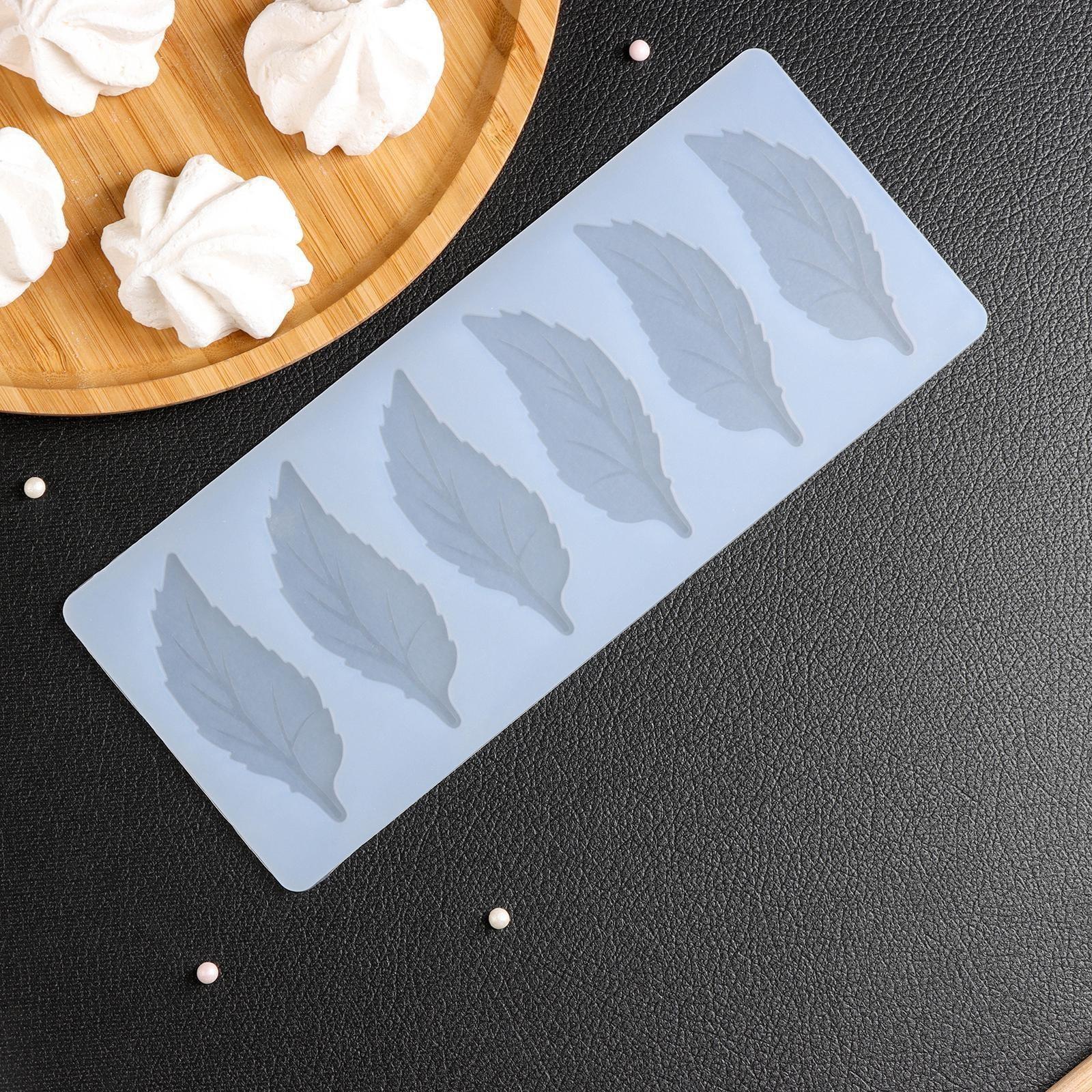 Силиконовый коврик для айстинга «Листочки», 6 ячеек, 22×9×0,3 см, цвет прозрачный