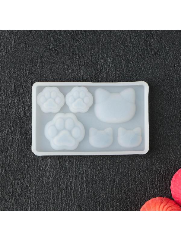 Форма для льда и кондитерских украшений «Котик», 7,7×5×0,7 см, силикон, 6 ячеек, цвет прозрачный