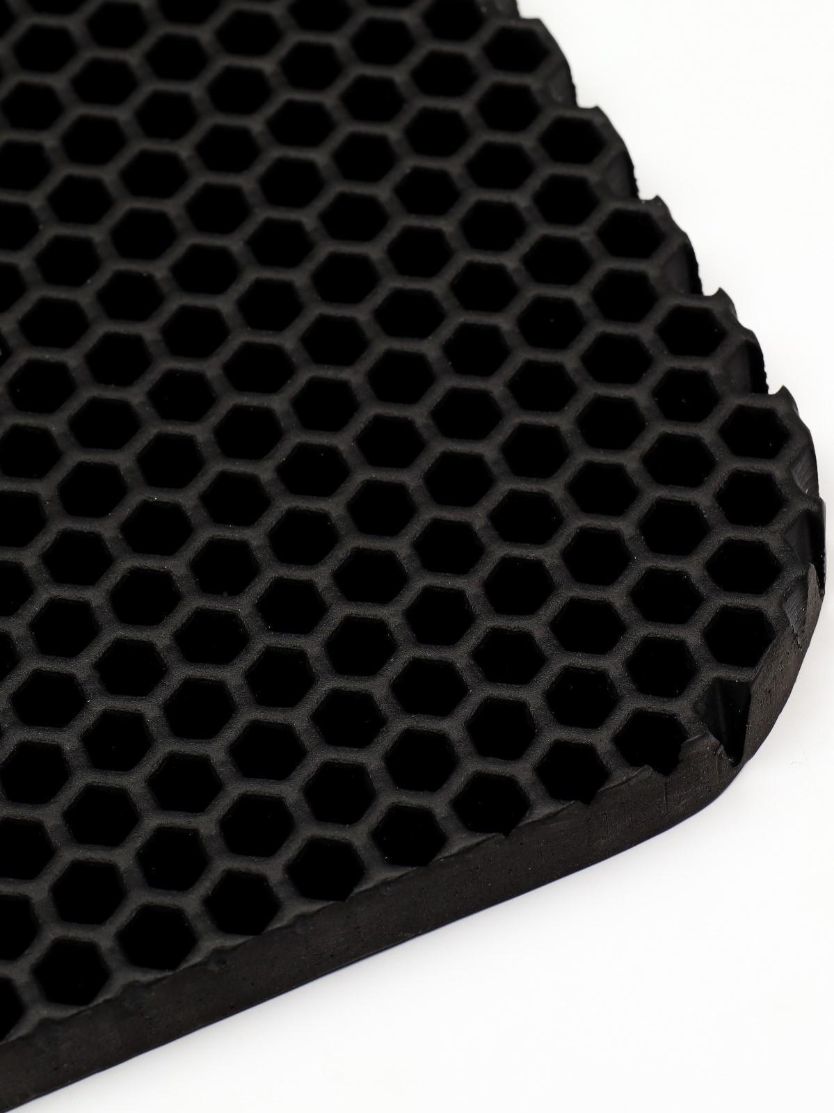 Коврик для животных EVA, ячеиистый, 27 х 34 см, черный