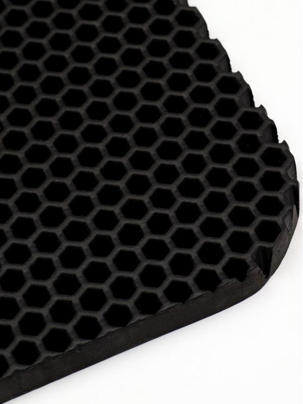 Коврик для животных EVA, ячеиистый, 27 х 34 см, черный