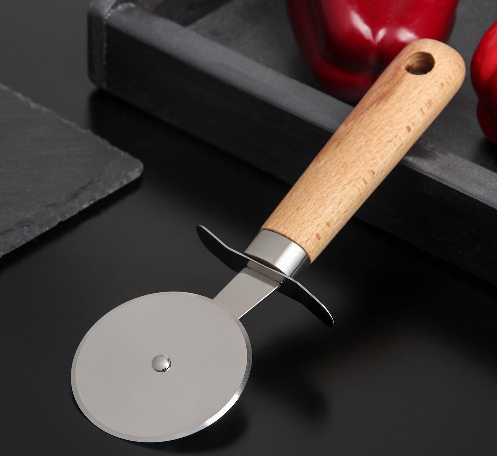 Нож для пиццы и теста Доляна «Древо», 20,5 см, цвет бежевый