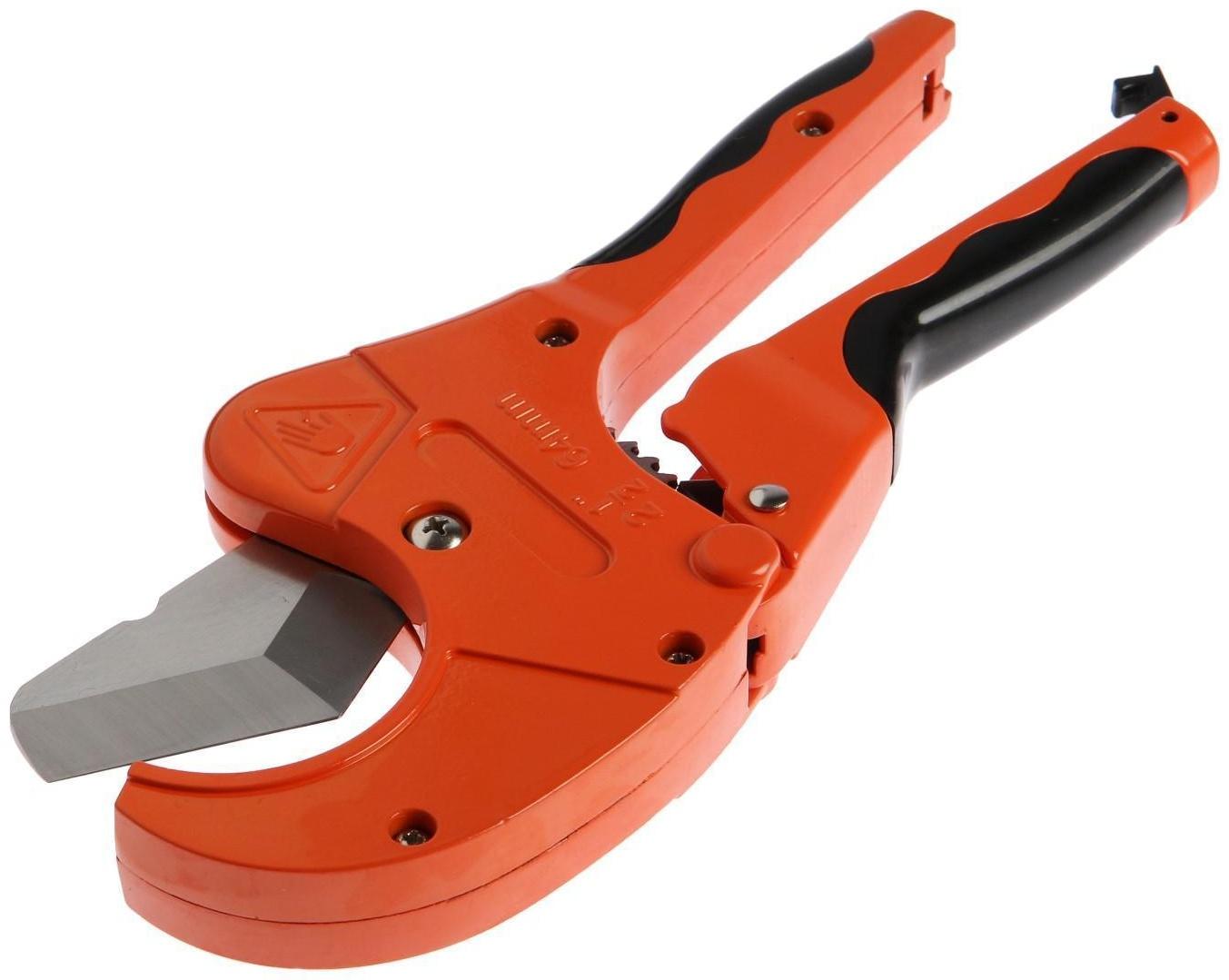 Ножницы для резки труб ТУНДРА по пластику, полуавтомат, усиленные, удлиненные, 2К, до 42 мм