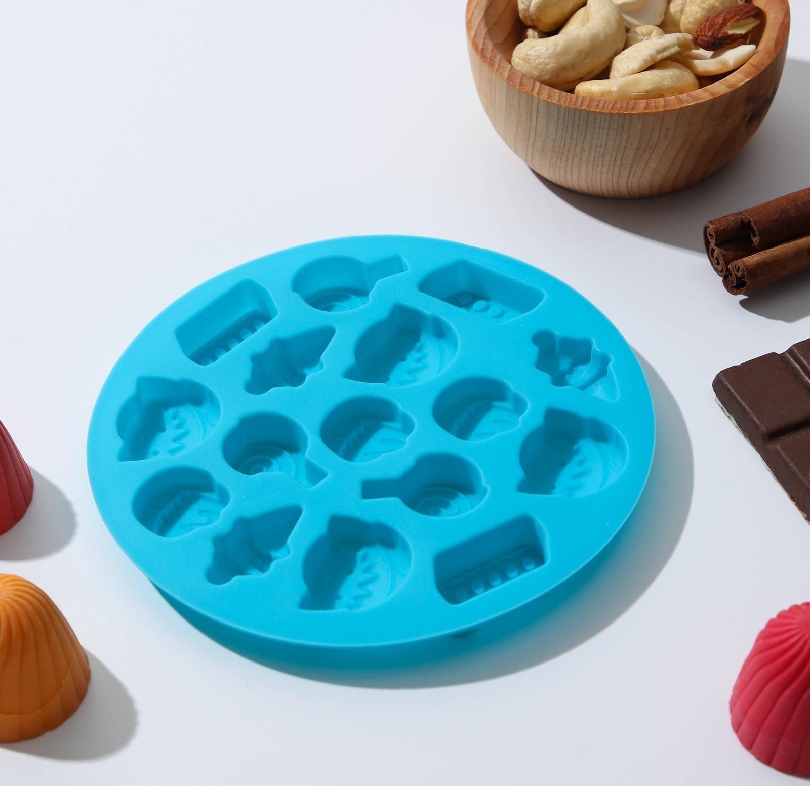 Форма для льда и кондитерских украшений Доляна «Сладости», 12×1 см, силикон, 16 ячеек, цвет МИКС