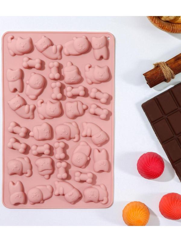 Форма для льда и кондитерских украшений Доляна «Домашние питомцы», 19,5×12,5×1 см, силикон, 34 ячейки, цвет МИКС