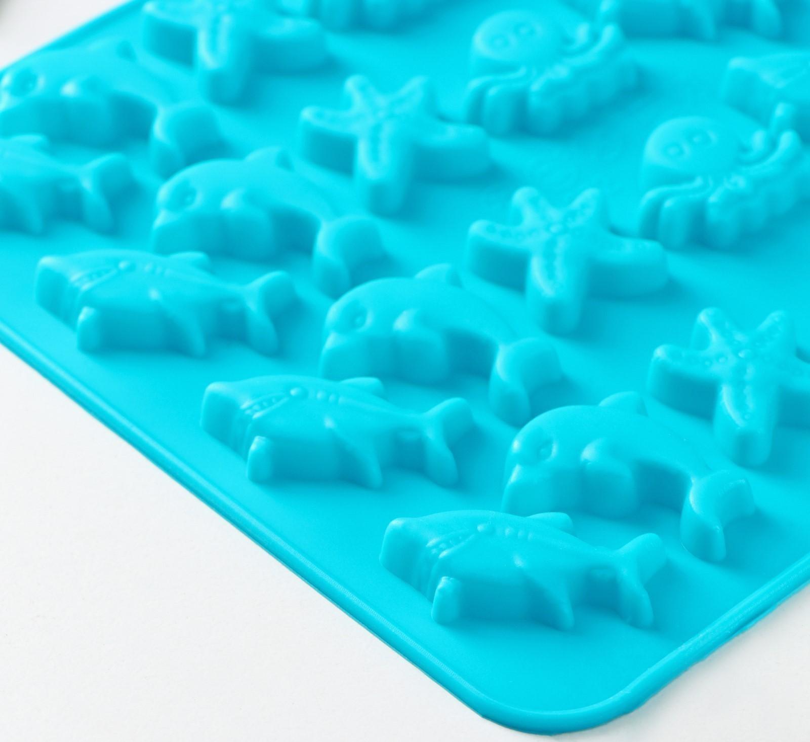 Форма для льда и кондитерских украшений Доляна «Морские приключения», 20,5×14,5×1 см, силикон, 32 ячейки, цвет МИКС