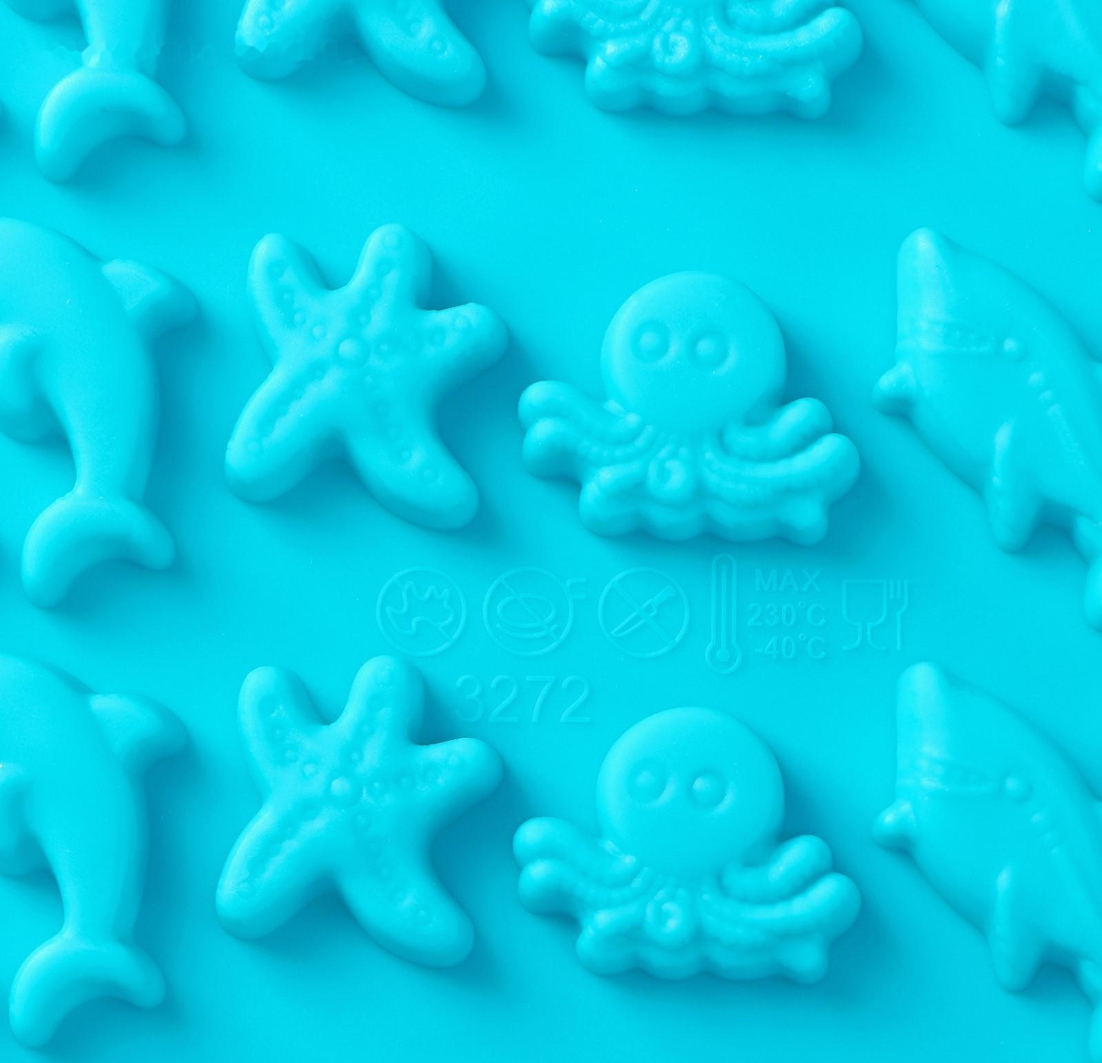 Форма для льда и кондитерских украшений Доляна «Морские приключения», 20,5×14,5×1 см, силикон, 32 ячейки, цвет МИКС