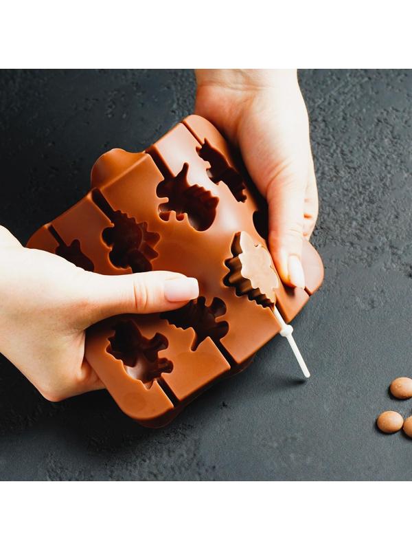 Форма для леденцов Доляна «Дино», 14×11×1,5 см, 8 ячеек, цвет шоколадный