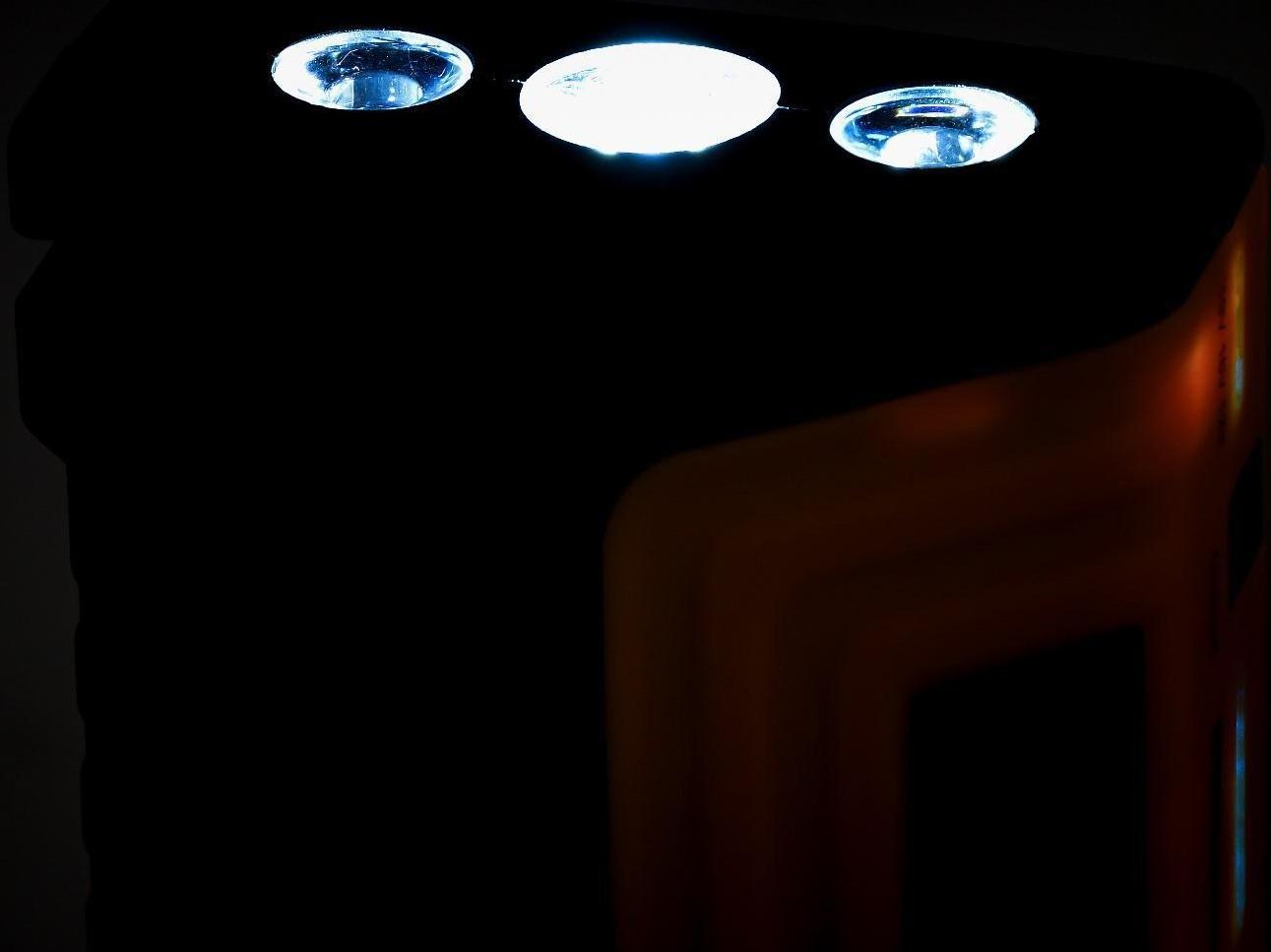 Пуско-зарядное устройство 10000 мАч, 3 LED, 2USB, DC 12V,