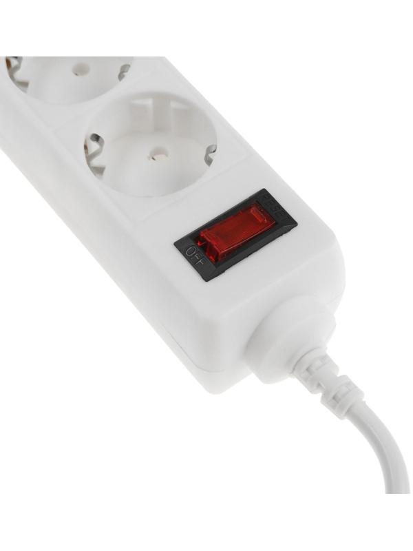 Сетевой фильтр Luazon Lighting, 4 розетки, 0.5 м, 2200 Вт, 3 х 0.75 мм2, 10 A, 220 В, белый