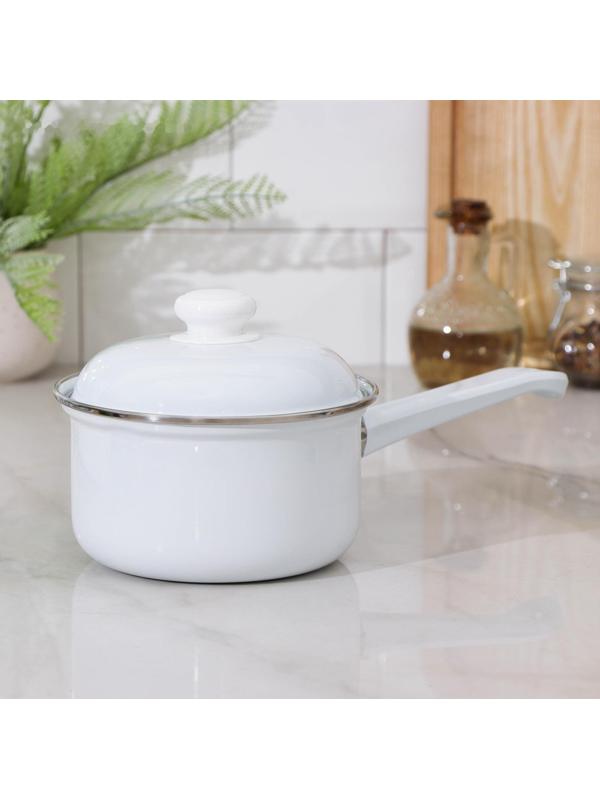 Ковш цилиндрический, 1 л, без деколи, пластиковая ручка, эмалированная крышка, индукция, цвет белый