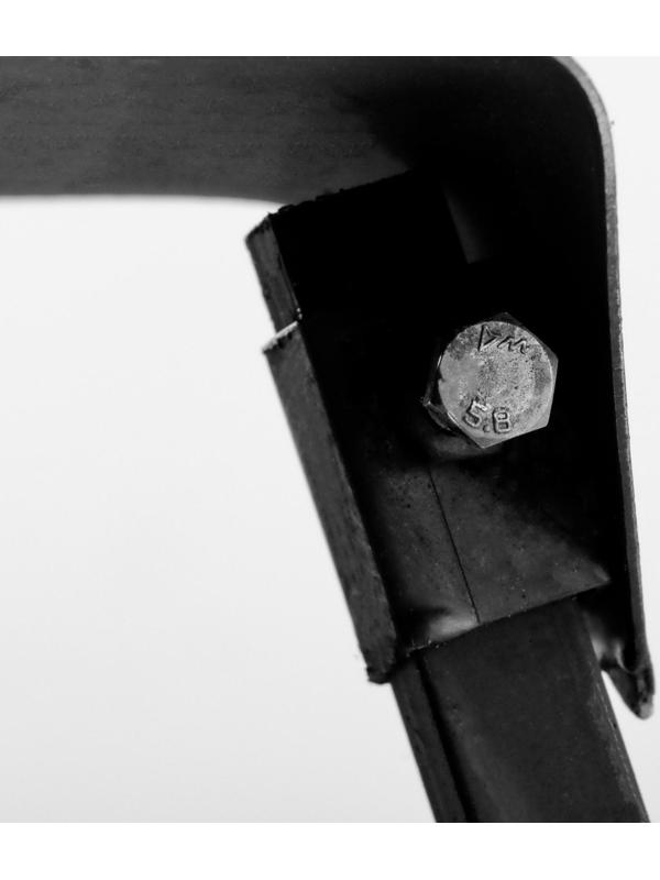 Печь под казан 10 л, с дымоходом, с дверцей и съемными ножками