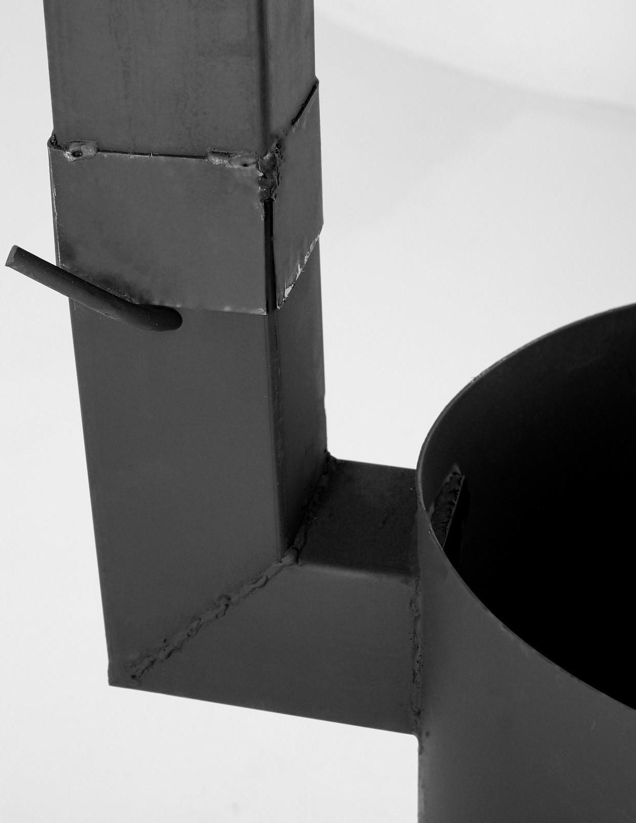 Печь под казан 12 л, с дымоходом, с дверцей и съемными ножками