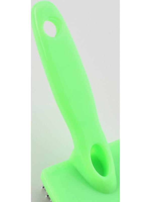 Пуходерка пластиковая мягкая с закругленными зубьями, малая, зелёная, 6 х 13,5 см