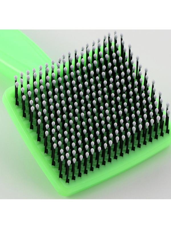 Пуходерка пластиковая мягкая с закругленными зубьями, малая, зелёная, 6 х 13,5 см
