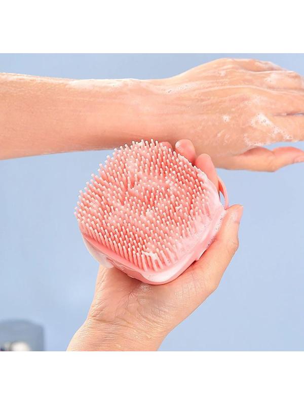 Щётка-массажёр с резервуаром, универсальная, силиконовая, 8,5 × 8,5 см, цвет МИКС