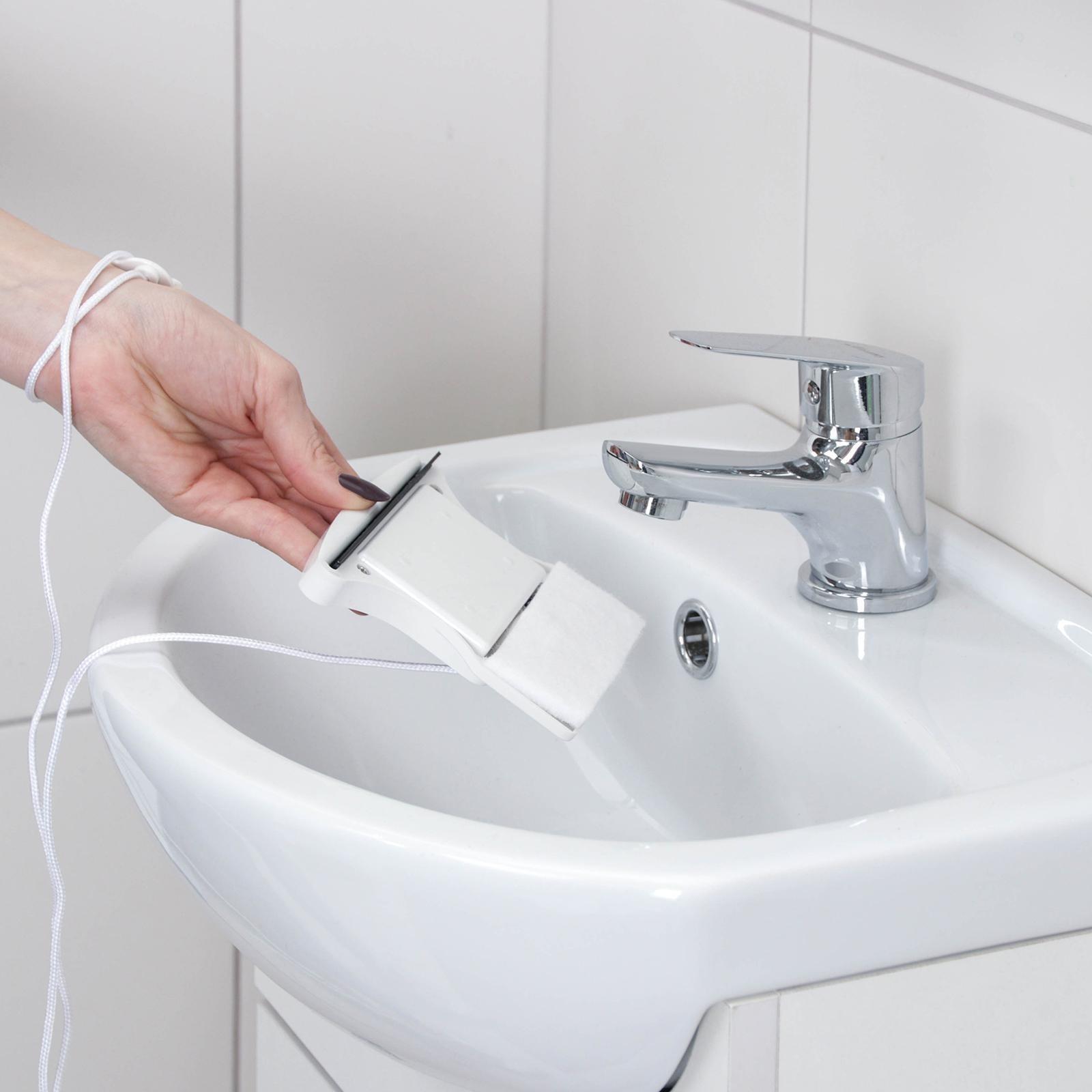 Магнитная щётка для мытья окон с двух сторон Доляна, с водосгоном, на стекло 8-16 мм