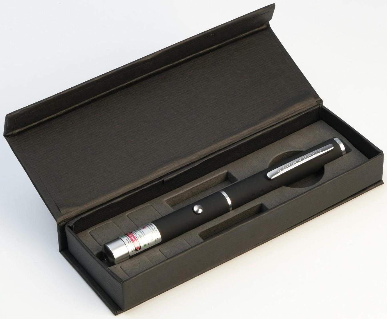 Лазерная указка, дальность 1000 м, 532 нм, 2 ААА, 15 х 1.5 см, зеленый луч