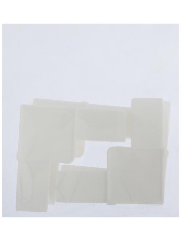 Уголок соединительный, цельнолитой, белый