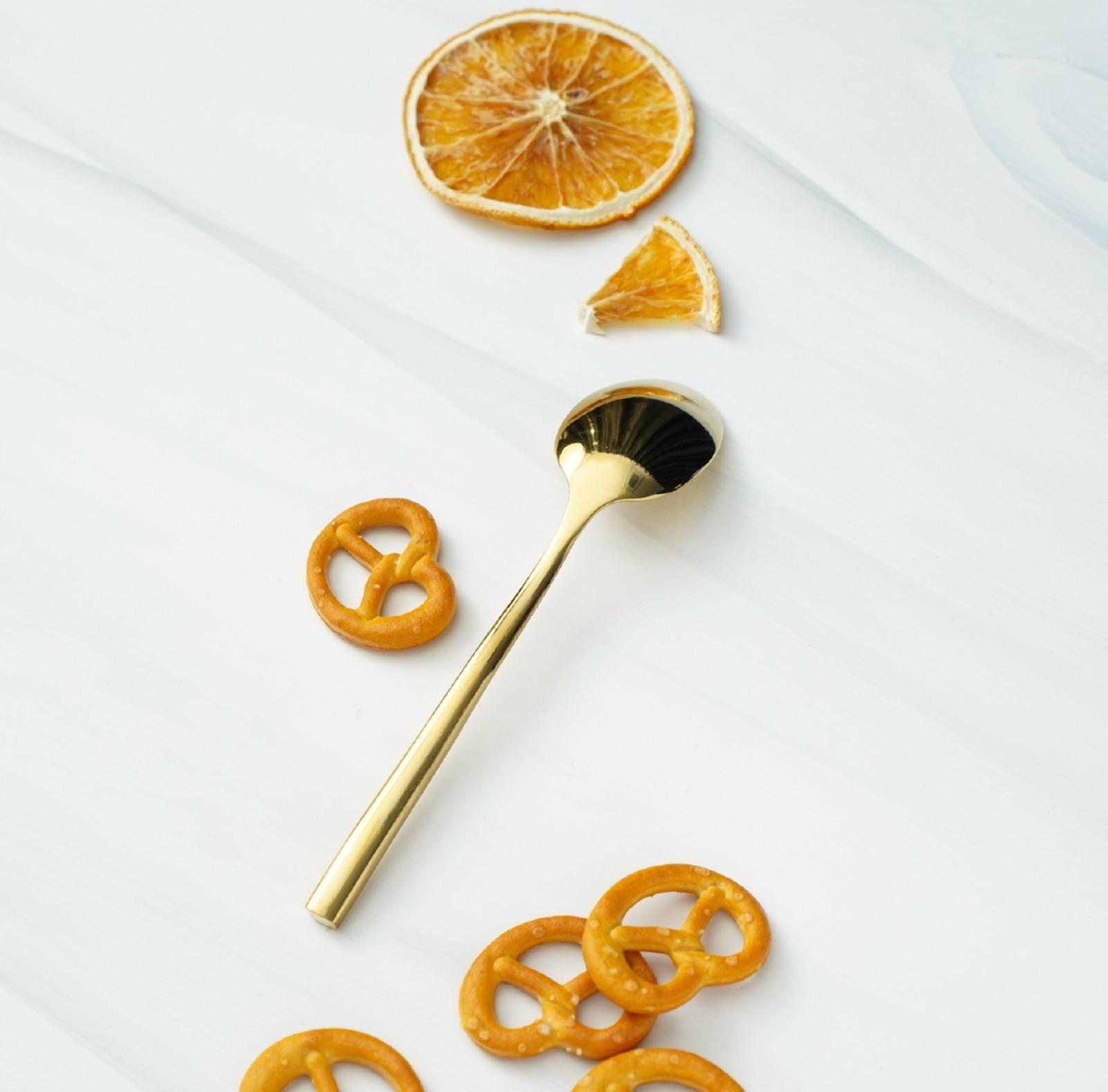 Ложка чайная из нержавеющей стали Magistro Kolos, h=14 см, цвет золотой