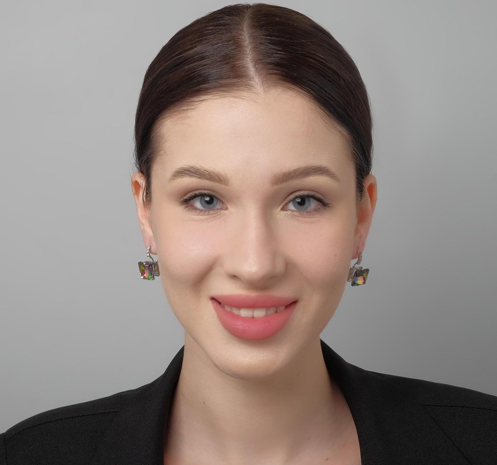 Серьги со стразами 