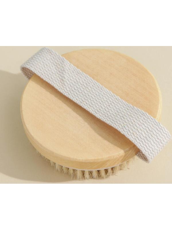 Щётка массажная для тела Доляна, с ремешком, 10×10×3,4 см, натуральная щетина