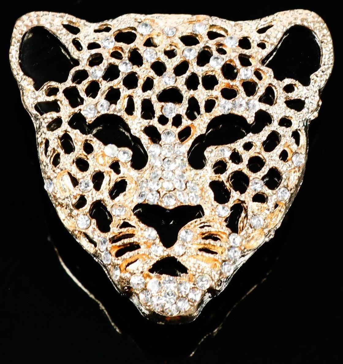 Украшение в дефлектор автомобиля 