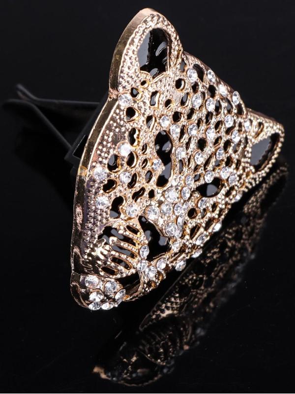 Украшение в дефлектор автомобиля 