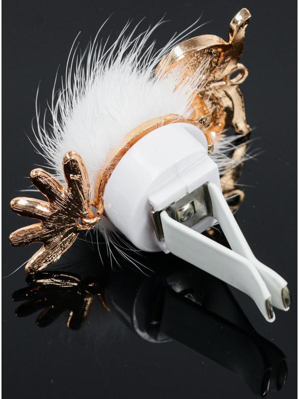 Украшение в дефлектор автомобиля 