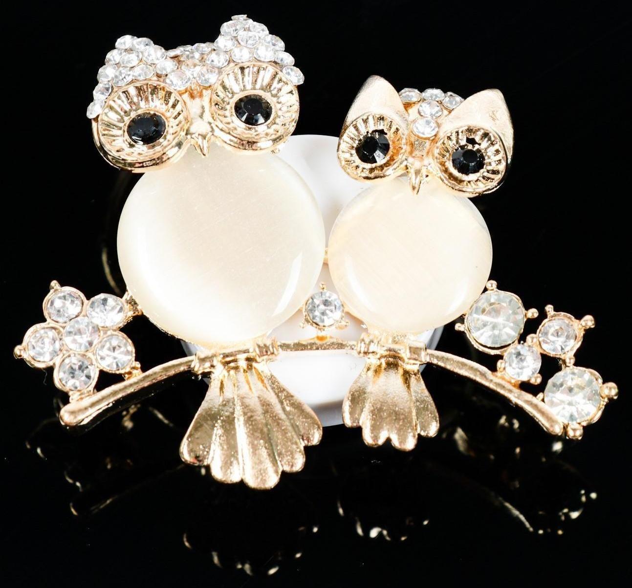 Украшение в дефлектор автомобиля 