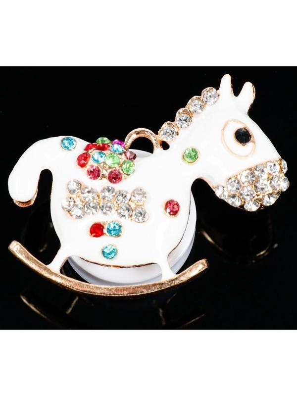 Украшение в дефлектор автомобиля 