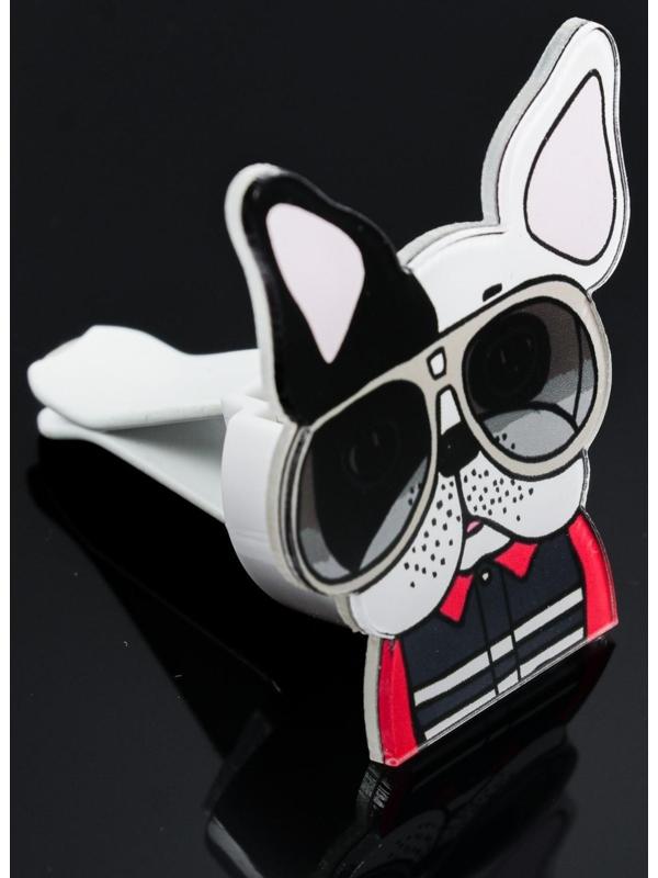 Украшение в дефлектор автомобиля 