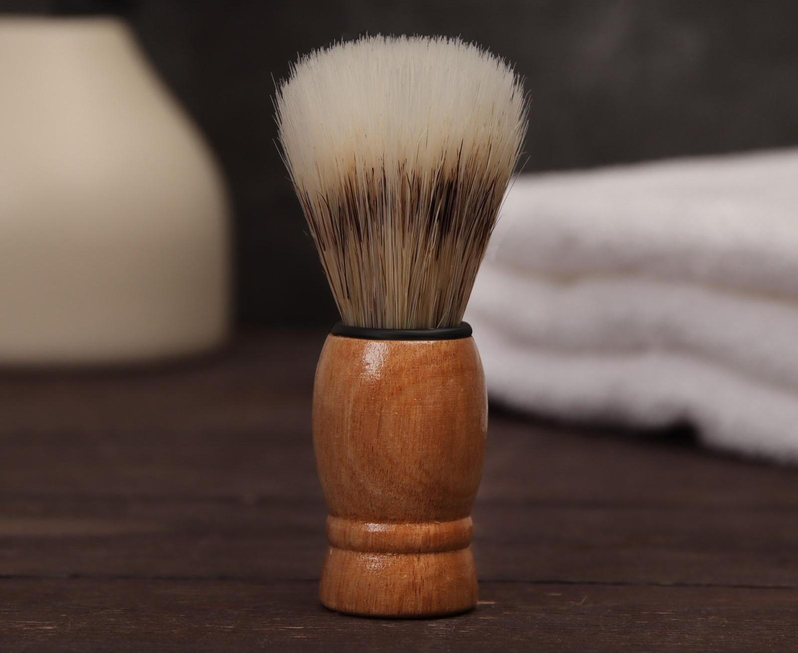 Помазок для бритья «Best man», деревянный, в картонной коробке