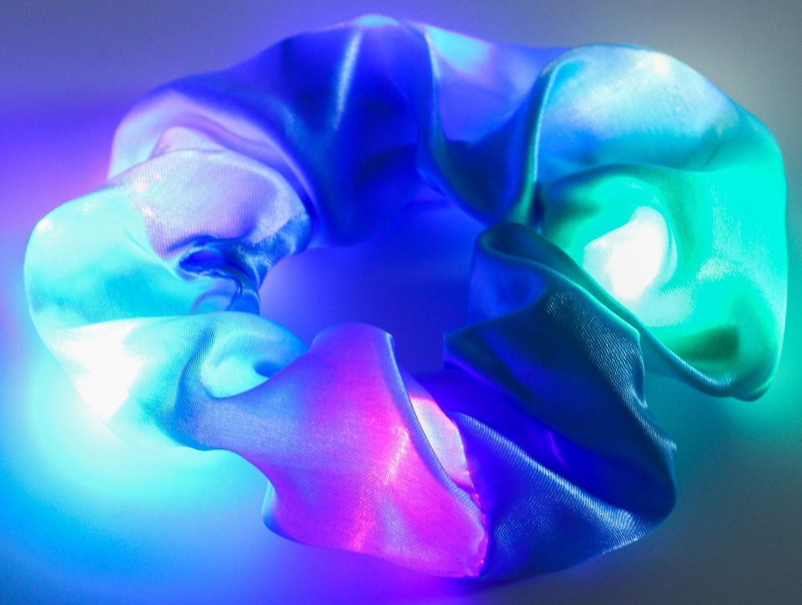 Светящаяся резинка для волос, голубая, WINX