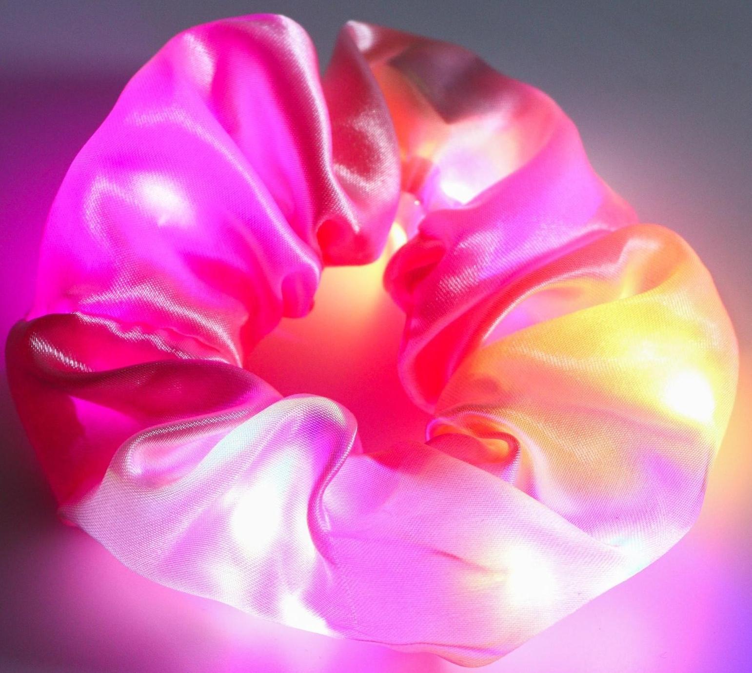 Светящаяся резинка для волос, розовая WINX