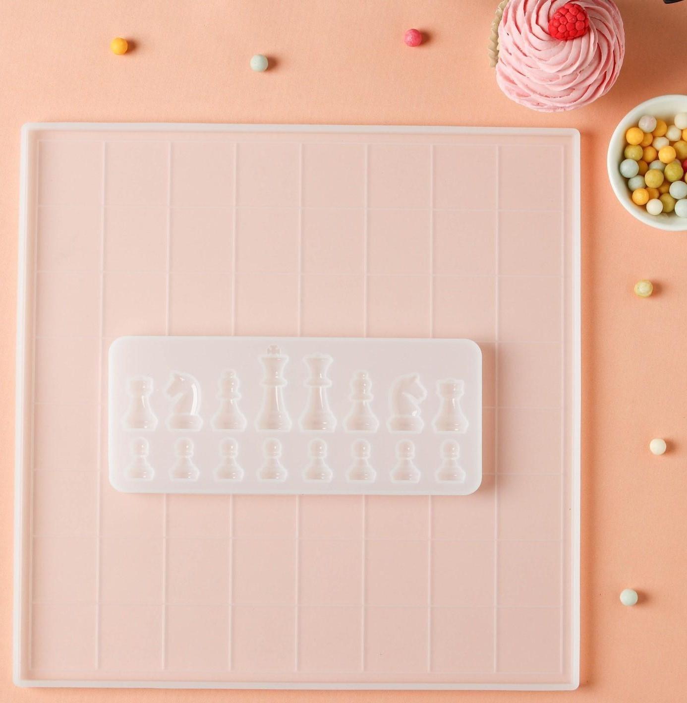 Набор молдов кондитерских «Шахматы», 2 шт: доска 31×1 см, 20,5×8,5×1 см, цвет прозрачный