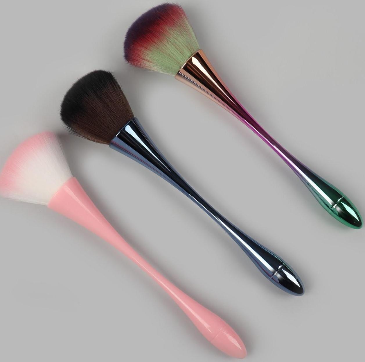 Кисть для смахивания опила, 20,5 × 5 см, цвет МИКС