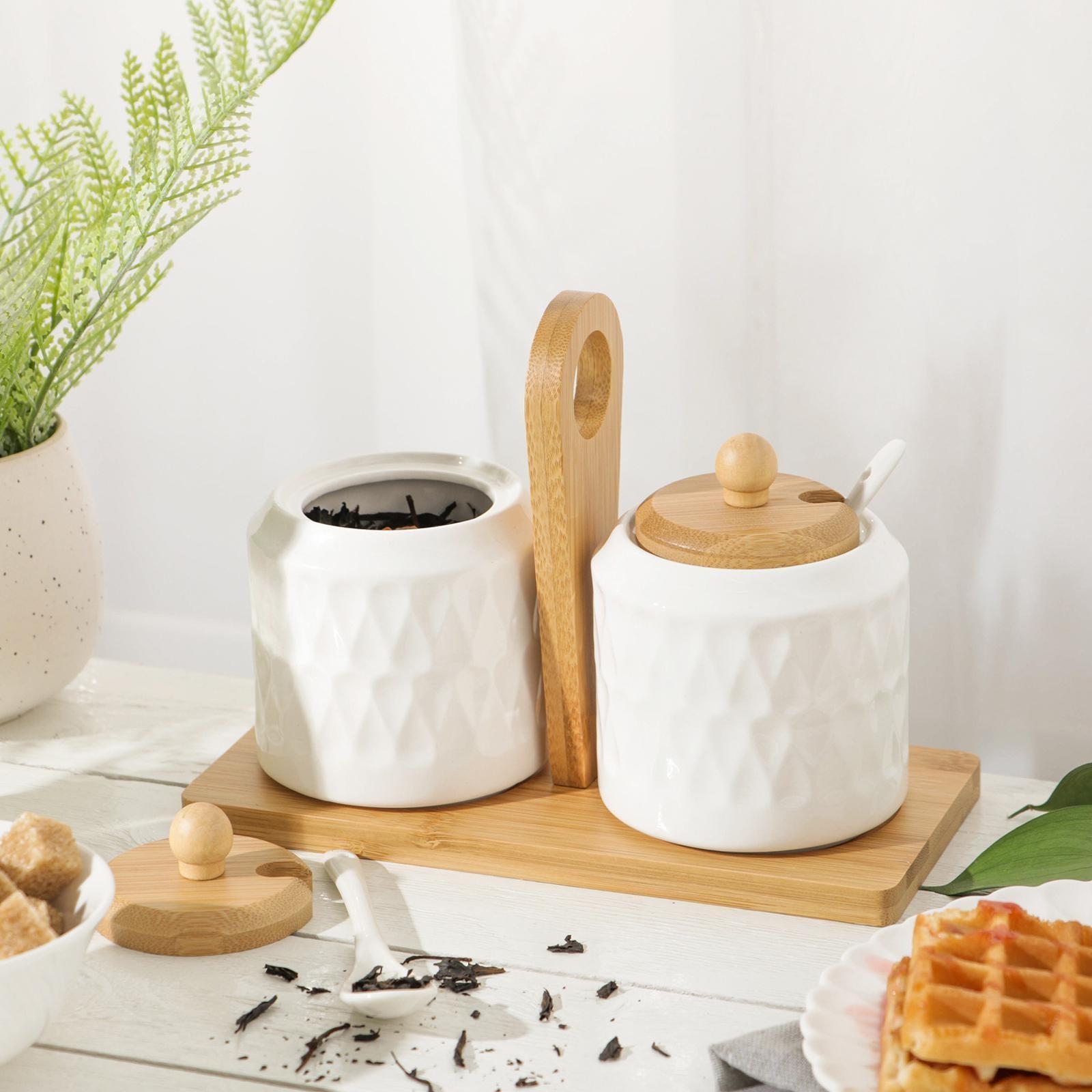 Набор банок керамический для сыпучих продуктов Доляна «Эстет. Герда», 2 предмета на деревянной подставке