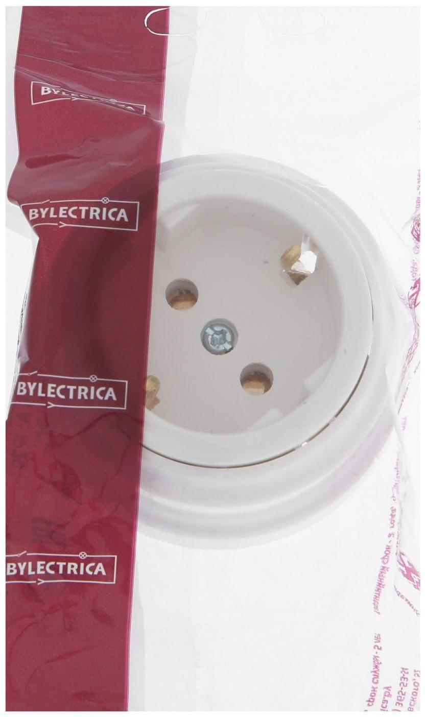Розетка BYLECTRICA Ретро РА16-0202, 16А, одномест., наруж., с з/к, без крышки, IP20, белая