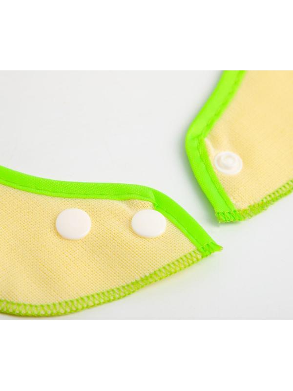Нагрудник для кормления «Цветочек» непромокаемый на кнопке, с супер-карманом, цвет зелёный
