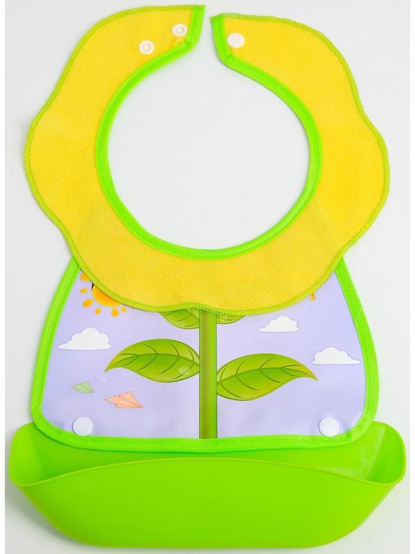 Нагрудник для кормления «Цветочек» непромокаемый на кнопке, с супер-карманом, цвет зелёный