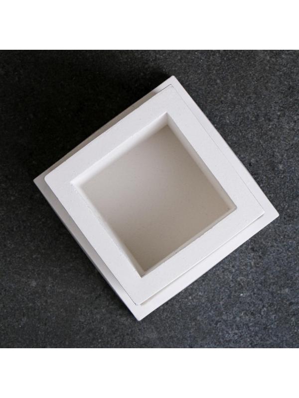 Фигурное кашпо 